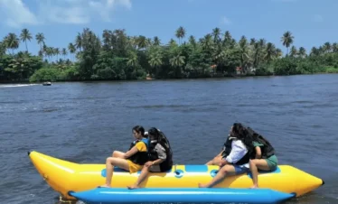 Wonders of the South – 5 Days of Beach and Culture _ water sports- banana boat