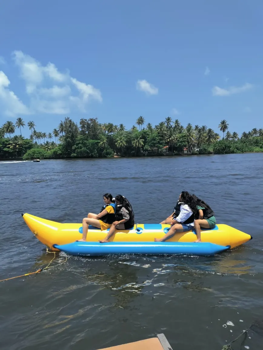 Wonders of the South – 5 Days of Beach and Culture _ water sports- banana boat