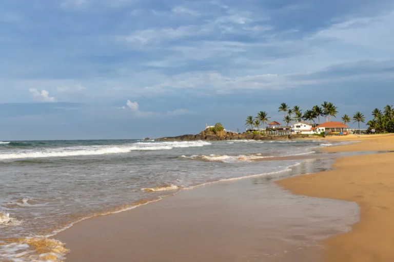 Bentota beach